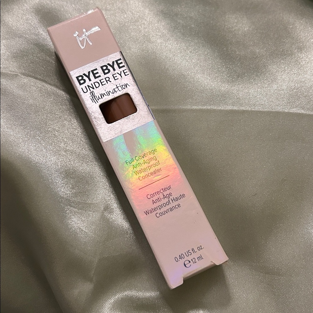 ❗️IT COSMETICS BYE BYE UNDER EYE ILLUMINATION CONCEALER #42.5 WARM DEEP